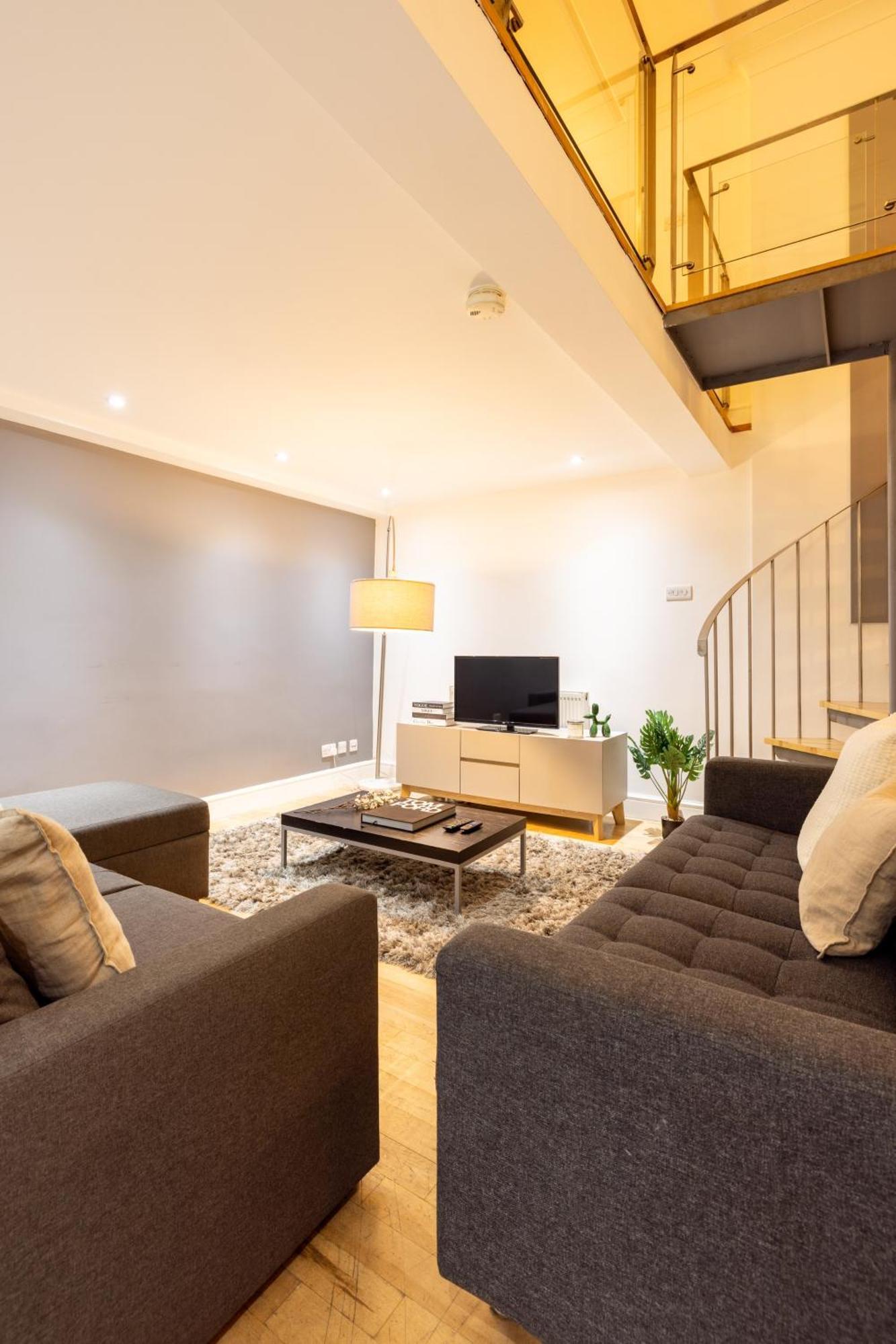 Charming Retreat In Londra
